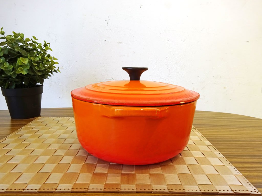 ルクルーゼ Le Creuset ココット・ロンド 両手鍋 20ｃｍ 鋳物ホーロー 鍋 オレンジ フランス IH対応 ★