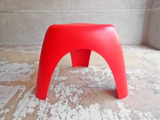 ヴィトラ Vitra エレファントスツール Elephant Stool レッド ポリプロピレン製 柳宗理 ミッドセンチュリー MoMA 永久収蔵品 ♪