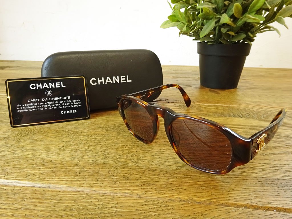 シャネル CHANEL サングラス ココマーク レディースサイズ ブラウンレンズ×べっ甲柄フレーム 01452 91235 ケース付 ★