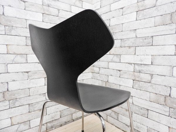 フリッツハンセン Fritz Hansen グランプリチェア Grand Prix Chair カラードアッシュ ブラック アルネ・ヤコブセン スタッキングチェア 定価60,500円 ●