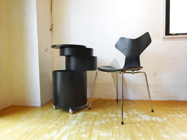 フリッツハンセン Fritz Hansen グランプリチェア GRAND PRIX CHAIR アルネ・ヤコブセン カラードアッシュ ブラック 美品 ★