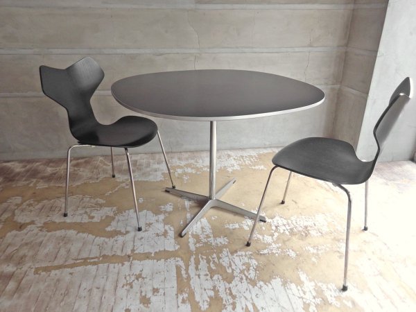 フリッツハンセン Fritz Hansen A603 Aテーブル スーパー円テーブル 4スターベース オーク材天板 ブラック アルミエッジ デンマーク 北欧モダン 廃盤 希少モデル ♪