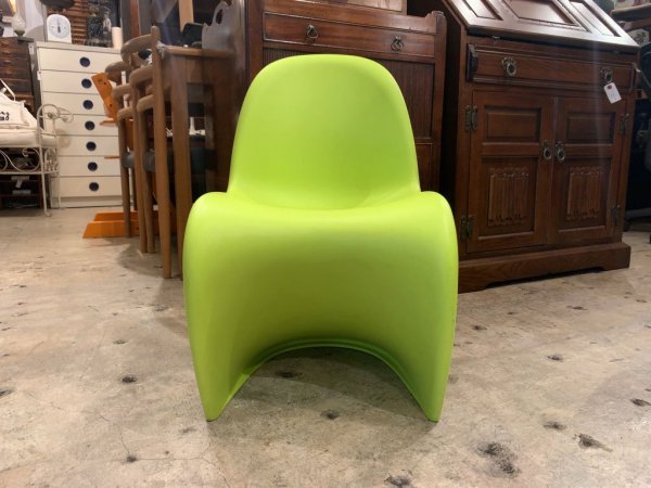 ヴィトラ Vitra パントンジュニア Panton Junior キッズチェア ダークライム ヴェルナー・パントン Verner Panton ■