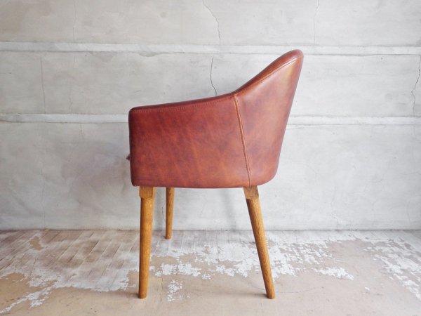 トラックファニチャー TRUCK Furnitre BT チェア BT Chair レザー Leather 楢無垢材レッグ オーク材 定価15.7万円 ♪