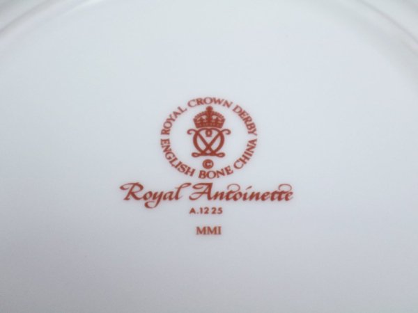 ロイヤルクラウンダービー Royal Crown Derby ロイヤルアントワネット  Royal Antoinette トリオ C&S プレート 参考価格約6.5万円 B ◎