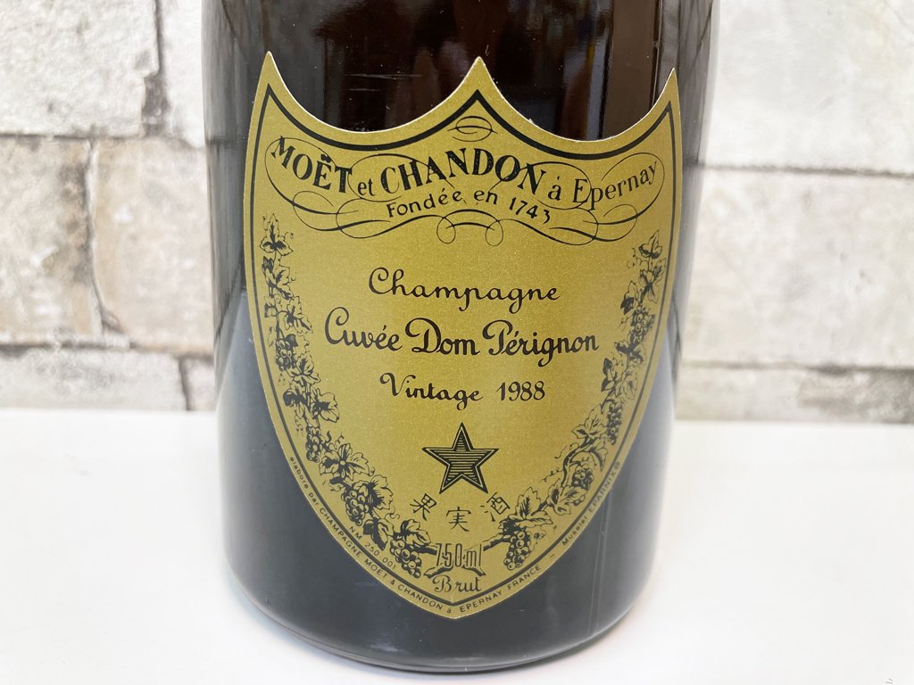 ドン ペリニオン Dom Perignon 白 1988年 シャンパン 750ml 12度 果実酒 未開封 元箱付き ●