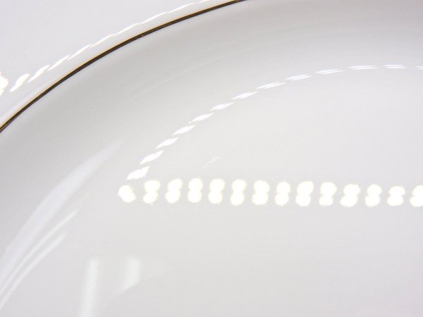 ウェッジウッド WEDGWOOD オベロン oberon 白磁プレート 27cm ディナー皿 大皿 旧刻印 ボーンチャイナ BONE CHINA 廃番品 英国 C ♪