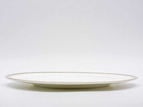 ウェッジウッド WEDGWOOD オベロン oberon 白磁プレート 27cm ディナー皿 大皿 旧刻印 ボーンチャイナ BONE CHINA 廃番品 英国 H ♪