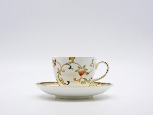 ウェッジウッド WEDGWOOD オベロン oberon 白磁カップ＆ソーサー C/S 旧刻印 ボーンチャイナ BONE CHINA 廃番品 英国 A ◇