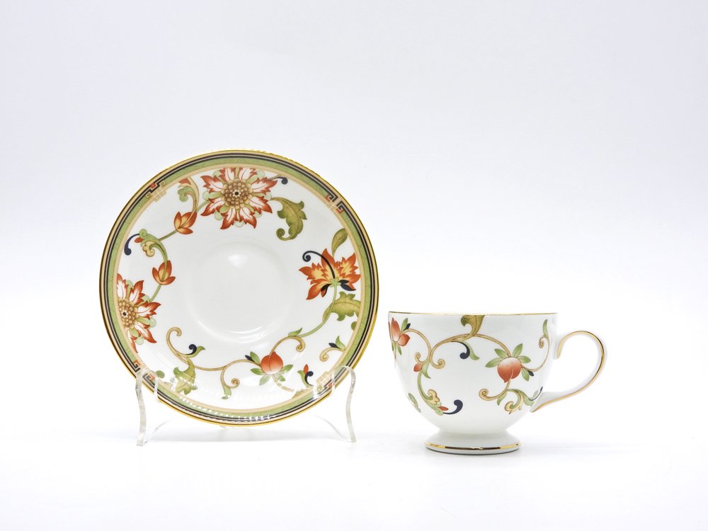 ウェッジウッド WEDGWOOD オベロン oberon 白磁カップ＆ソーサー C/S 旧刻印 ボーンチャイナ BONE CHINA 廃番品 英国 D ◇