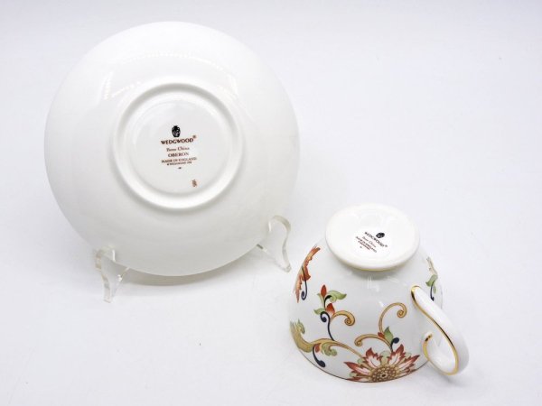 ウェッジウッド WEDGWOOD オベロン oberon 白磁カップ＆ソーサー C/S 旧刻印 ボーンチャイナ BONE CHINA 廃番品 英国 D ◇