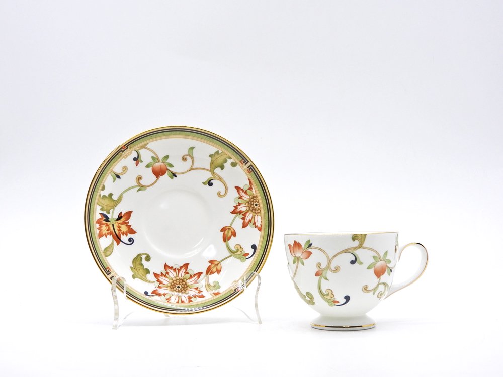 ウェッジウッド WEDGWOOD オベロン oberon 白磁カップ＆ソーサー C/S 旧刻印 ボーンチャイナ BONE CHINA 廃番品 英国 E ◇