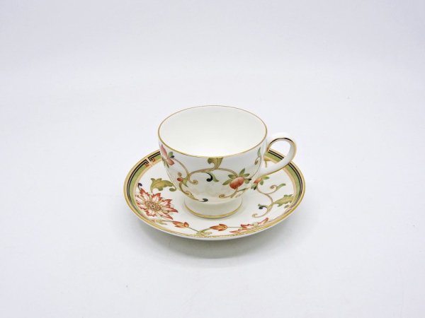 ウェッジウッド WEDGWOOD オベロン oberon 白磁カップ＆ソーサー C/S 旧刻印 ボーンチャイナ BONE CHINA 廃番品 英国 F ◇