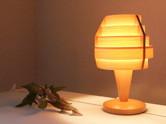 ヤマギワ yamagiwa ヤコブソンランプ JAKOBSSON LAMP ハンス・アウネ・ヤコブソン デザイン テーブルランプ 照明器具 北欧 フロアライト ◎