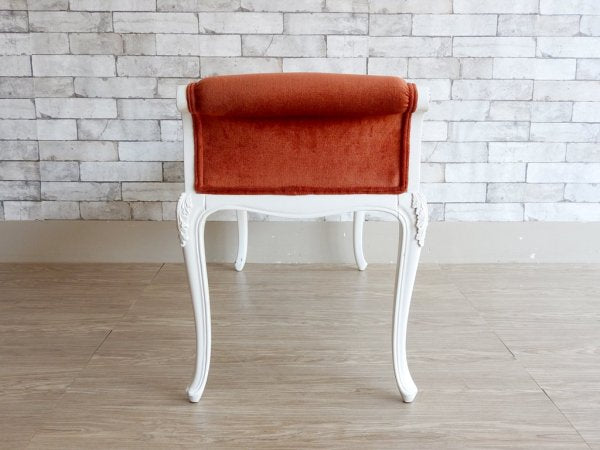 ヨーロピアンクラシカル European Classical ウィンドウシート ベンチ ホワイトペイント ベロア調シート レッド系 猫脚 アンティーク調 Antique Style ●