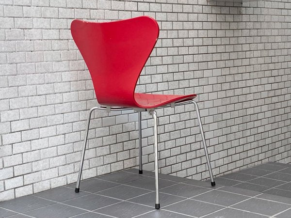 フリッツハンセン Fritz Hansen セブンチェア レッド アルネ・ヤコブセン スタッキングチェア 北欧 デンマーク ■