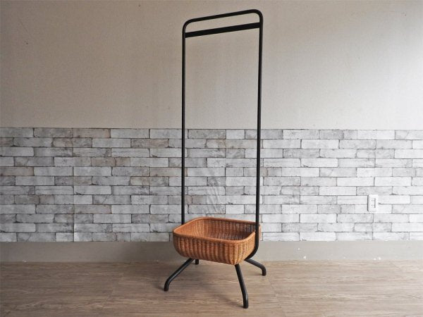 イデー IDEE ワラビー ハンガースタンド WALLABY HANGER STAND ハンガーラック ラタン 定価￥31,900- ●