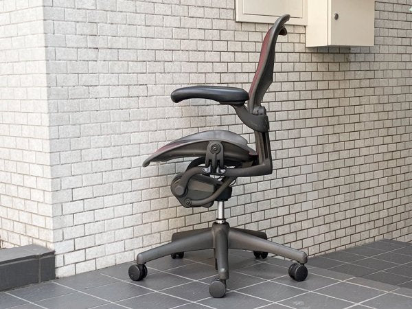 ハーマンミラー Herman Miller アーロンチェア パープル Bサイズ フル装備 クラシックカーボン グラファイトベース ■