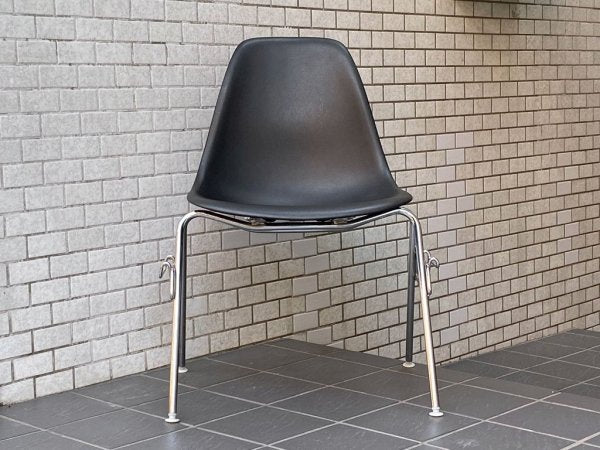 ハーマンミラー HermanMiller サイドシェルチェア スタッキングベース ブラック ポリプロピレン製 イームズ ミッドセンチュリー A ■