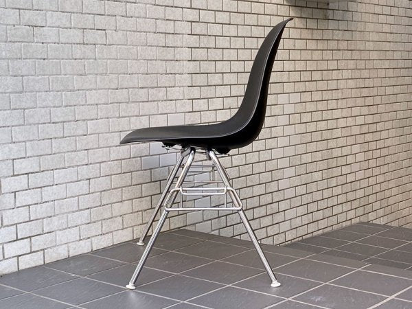 ハーマンミラー HermanMiller サイドシェルチェア スタッキングベース ブラック ポリプロピレン製 イームズ ミッドセンチュリー B ■