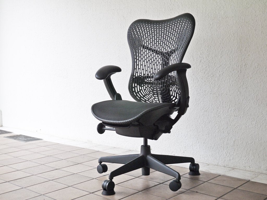 ハーマンミラー Herman Miller ミラチェア Mirra Chair スタジオ7.5 ブラック×グラファイトカラー デスクチェア ◇