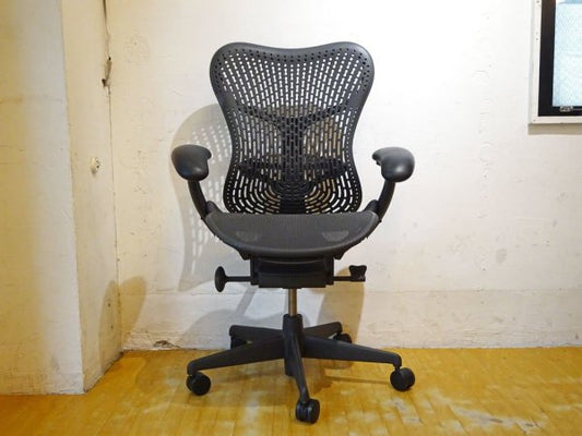 ハーマンミラー Herman Miller ミラチェア Mirra Chair ブラック×グラファイトカラー メッシュシート デスクチェア スタジオ7.5 生産終了品 ★