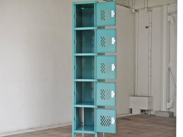 リオン LYON スチールロッカー ルーバーカット 5段 5-TIER LOCKER-DIA light teal 青緑カラー P.F.S取扱 ◇