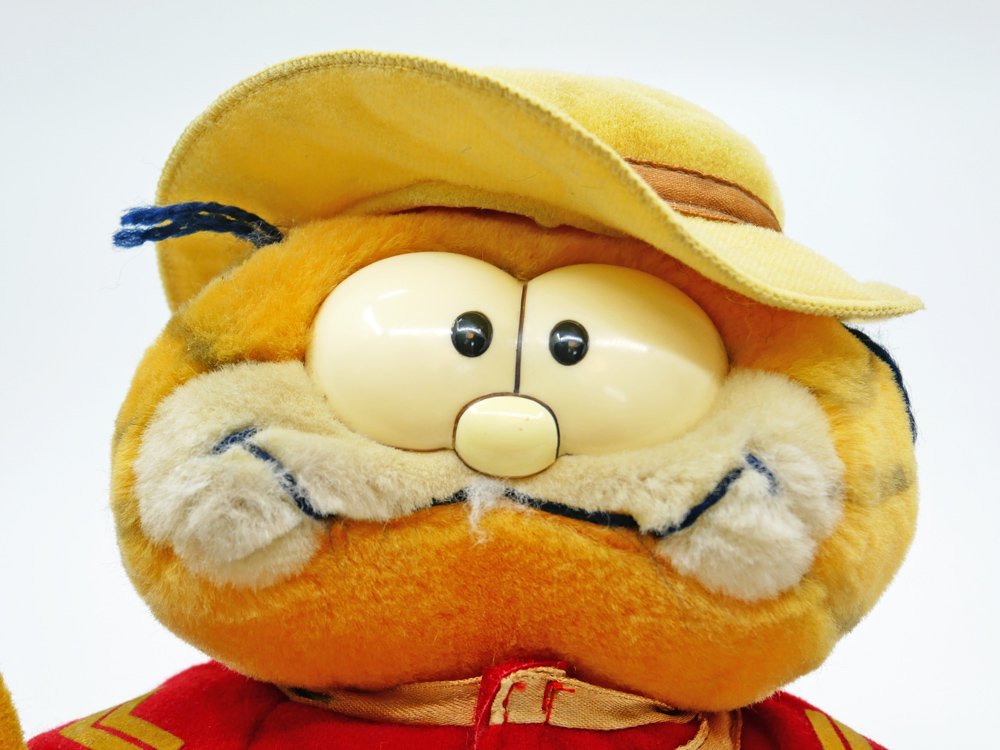デイキン社 DAKIN ガーフィールド GARFIELD ぬいぐるみ カナダ 騎馬警察 H22cm タグ付 USビンテージ Vintage ●
