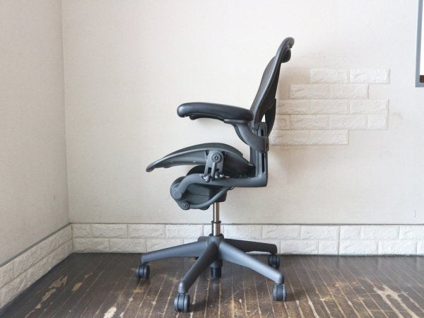 ハーマンミラー Herman Miller アーロンチェア Aeron Chair Bサイズ ポスチャーフィット フル装備 デスクチェア  オフィス ◎