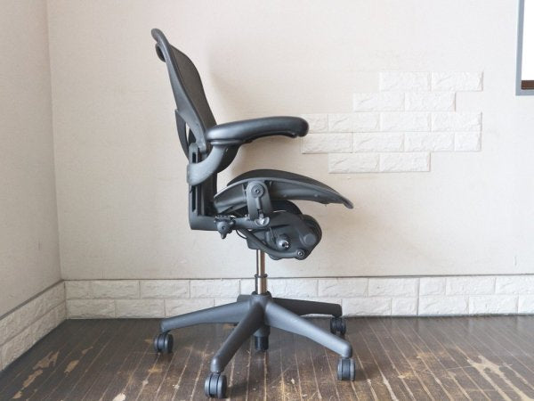 ハーマンミラー Herman Miller アーロンチェア Aeron Chair Bサイズ ポスチャーフィット フル装備 デスクチェア  オフィス ◎