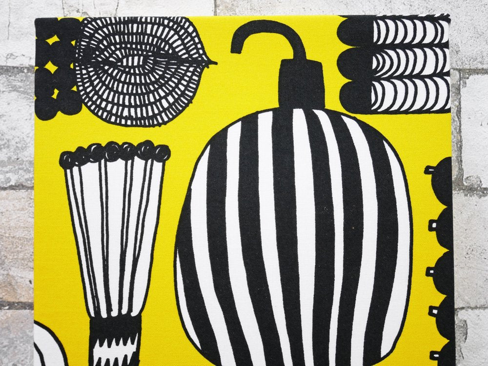 マリメッコ marimekko プータルフリン パルハート PUUTARHURIN PARHAAT ファブリックパネル マイヤ ロウエカリ 北欧雑貨 ●