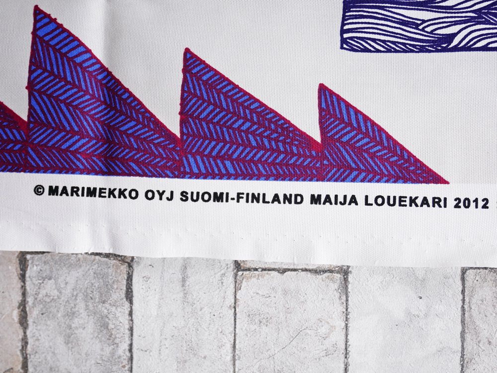 マリメッコ marimekko クーシコッサ KUUSIKOSSA 2012 クリスマス限定 ファブリック 生地 ツリー柄 マイヤ ロウエカリ 155×155cm 北欧雑貨 ●