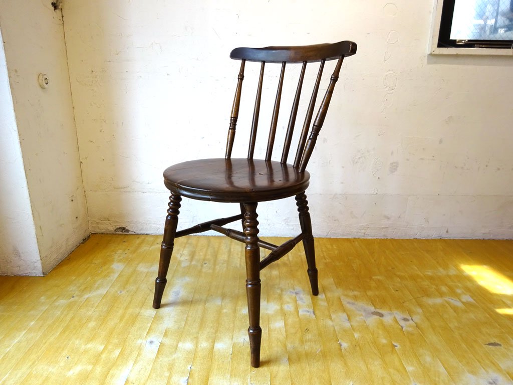 アンティーク スピンドルバック ダイニングチェア スポークバック サイドチェア ニレ無垢材 楡 ラウンドシート Antique Chair ★