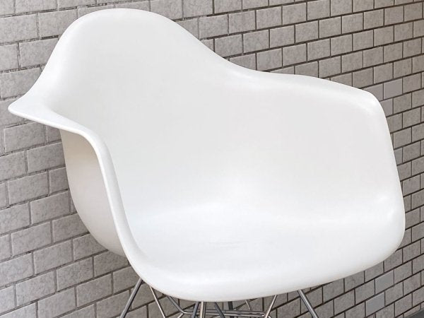 ハーマンミラー Herman Miller × ヴィトラ vitra Wネーム アームシェルチェア エッフェルベース ホワイト C&R.イームズ Eames ミッドセンチュリー ■