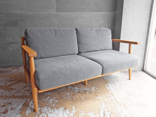 シーヴ SIEVE ハーフ 2人掛けソファ half sofa 2 seater グレー ファブリック オーク無垢材 フレーム ナチュラル 北欧スタイル 参考価格:91,300円 ♪