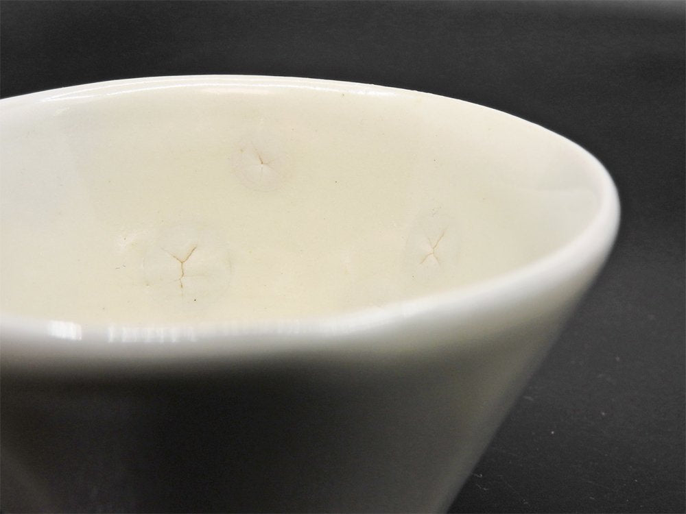 森岡由利子 白磁 酒杯 盃 Φ7cm 現代作家 B ●