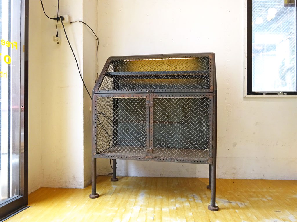 インダストリアル アイアン ワイヤー ディスプレイケース キャビネット Industrial Iron Wire Display case cabinet ★