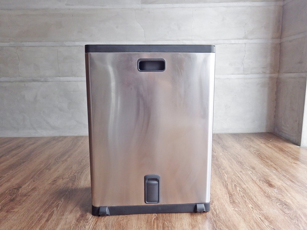 シンプルヒューマン simplehuman ダストボックス ステンレス レクタンギュラー ステップカン 仕切り ポケット 46L CW1830 ペダル開閉式 シルバー ♪