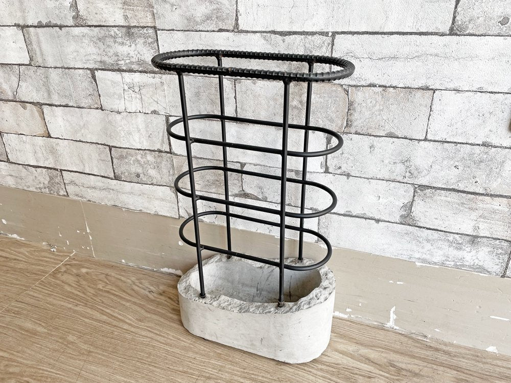 インダストリアルデザイン Industrial Design 傘立て アンブレラスタンド 鉄筋×コンクリートベース 工業系 ブルックリンスタイル 参考定価：約2.4万円 ●