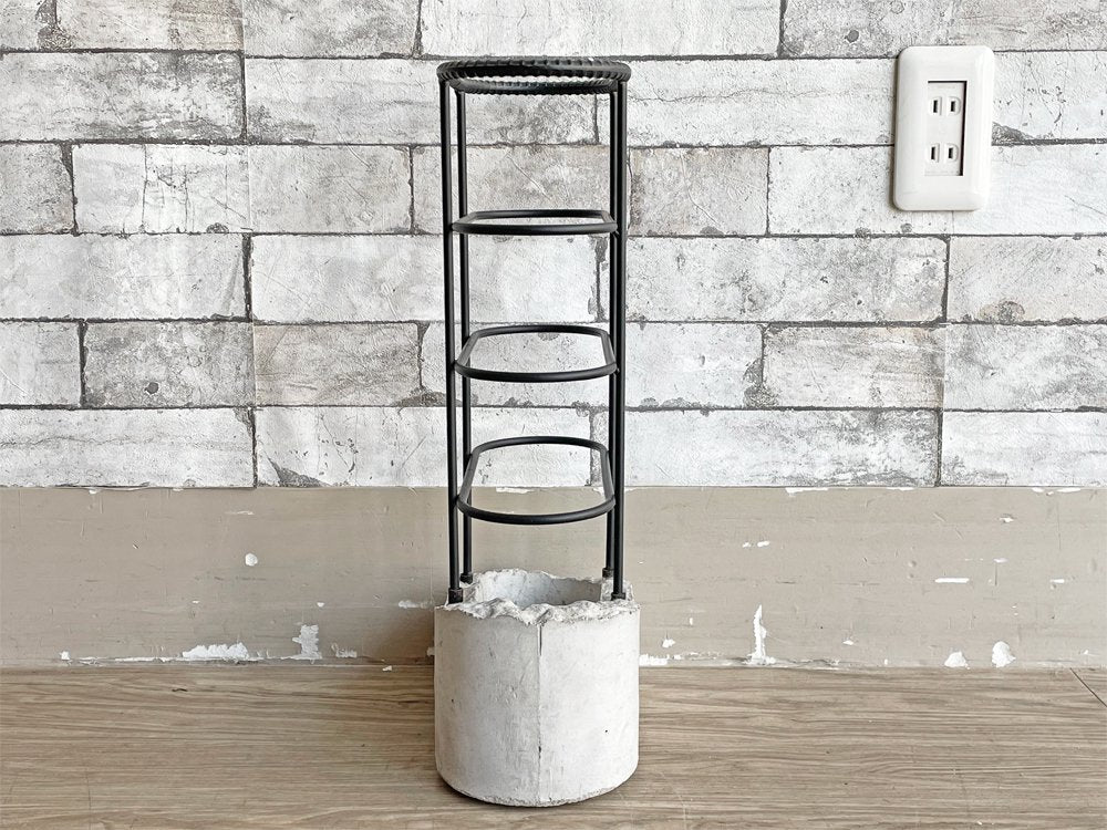 インダストリアルデザイン Industrial Design 傘立て アンブレラスタンド 鉄筋×コンクリートベース 工業系 ブルックリンスタイル 参考定価：約2.4万円 ●