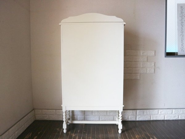 青山 キノ kino ガラス キャビネット White Glass Cabinet コレクションケース 飾り棚 定価約13万円 ◎