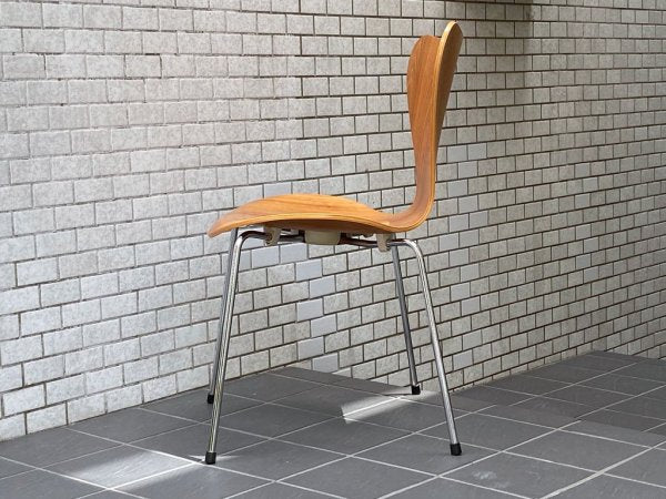 フリッツハンセン Fritz Hansen セブンチェア ナッツ アルネ・ヤコブセン スタッキングチェア 廃番 北欧家具 デンマーク ■