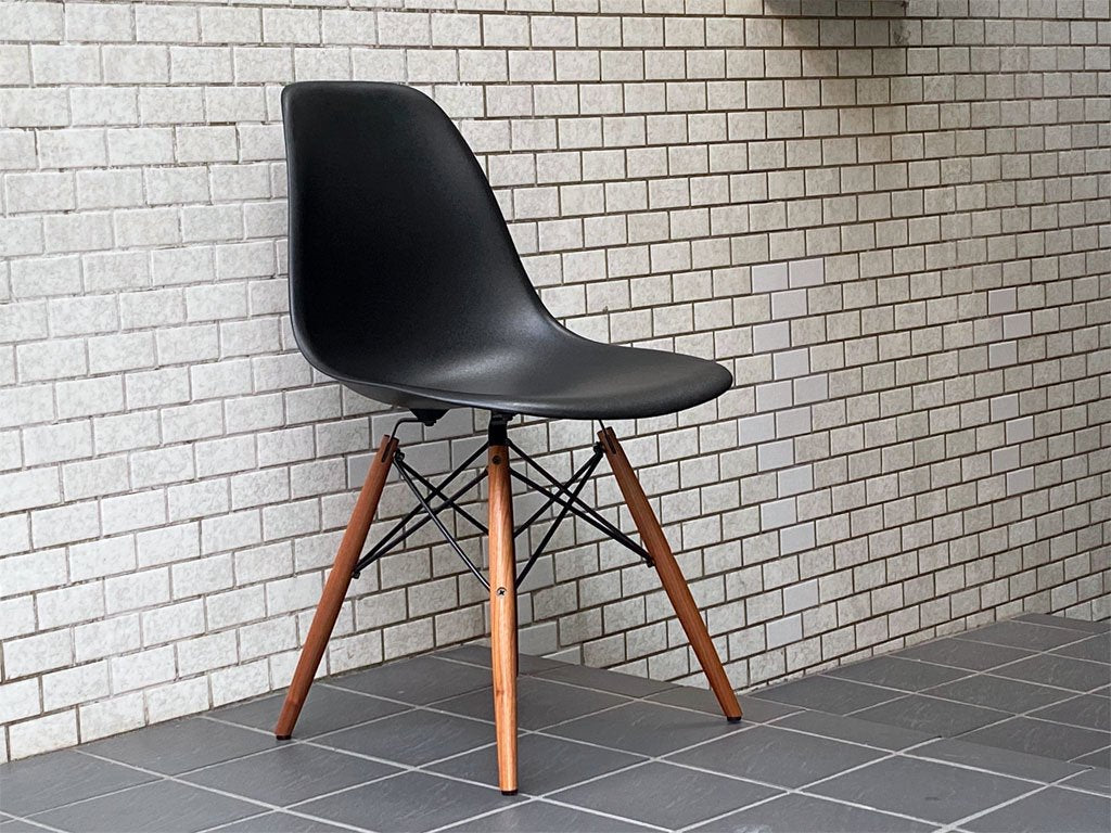 ハーマンミラー HermanMiller サイドシェルチェア ドゥエルレッグ DSW ブラック ポリプロピレン製 イームズ ミッドセンチュリー ■