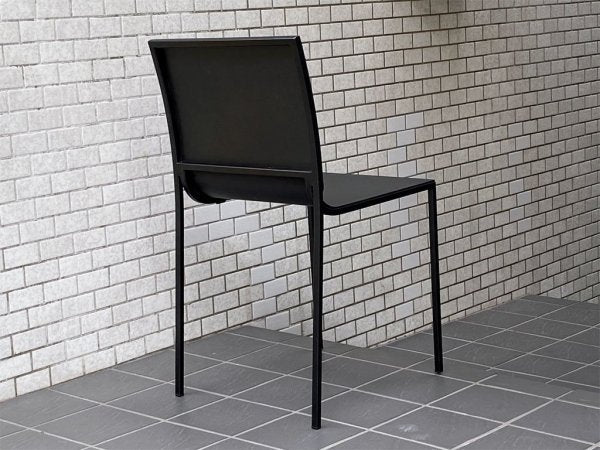 リビット LIVIT ウルトラ ULTRA スタッキングチェア ブラック 2脚セット カッシーナ取扱 シンプルモダン ■