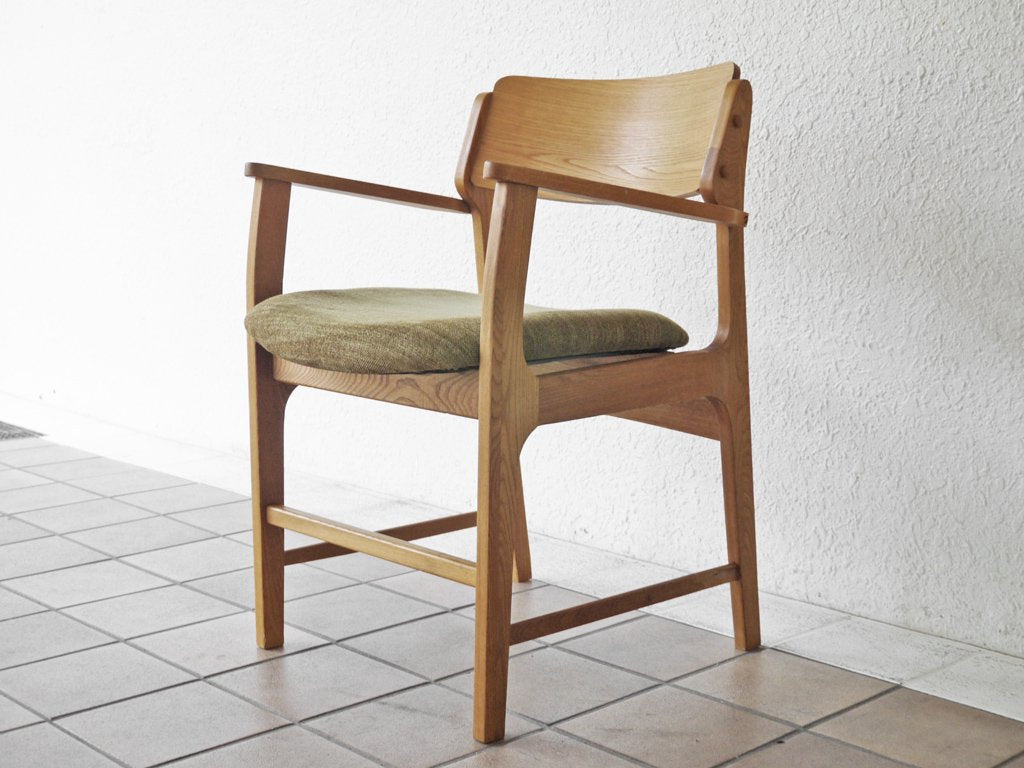 モモナチュラル Momo Natural マーレ アームチェア MARE ARM CHAIR アルダー材 ファブリック リーフグリーン 定価￥23,000- B ◇