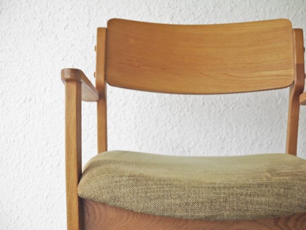 モモナチュラル Momo Natural マーレ アームチェア MARE ARM CHAIR アルダー材 ファブリック リーフグリーン 定価￥23,000- B ◇