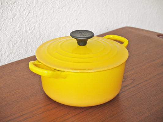 ルクルーゼ LE CREUSET ココットロンド 両手鍋 16cm アイアン ホーロー ディジョンイエロー 廃番カラー フランス ◇