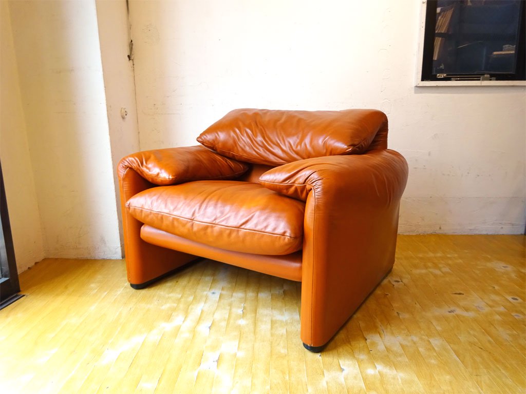 カッシーナ  Cassina 675 マラルンガ MARALUNGA 1シーター ソファ 本革 キャメル ヴィコ・マジストレッティ MoMA ★