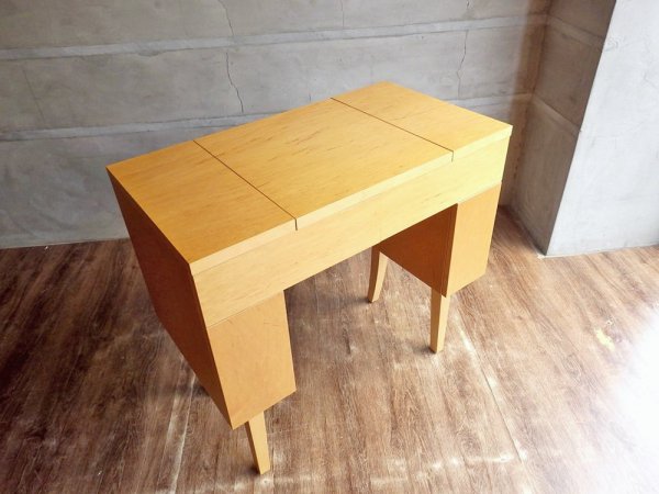 イデー IDEE エアウ ドレッサー メープル e.a.u DRESSER Maple デスク 美品 定価191,400円 ♪