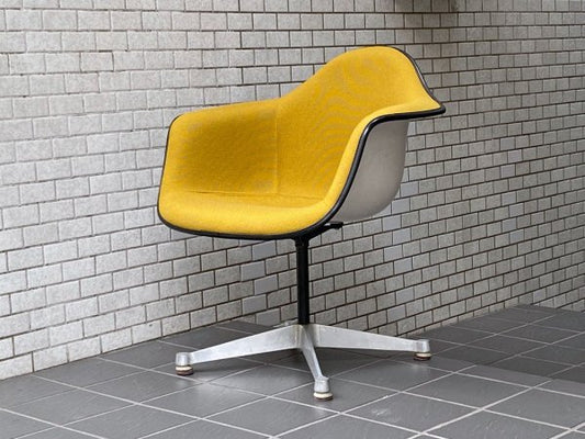 ハーマンミラー Herman Miller ビンテージ アームシェルチェア コントラクトベース イエローファブリック C&R イームズ ミッドセンチュリー ■